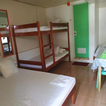 Emoks Guest House Моалбоал Экстерьер фото