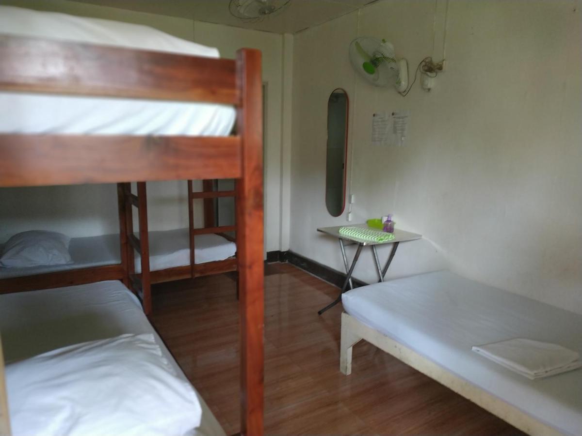 Emoks Guest House Моалбоал Экстерьер фото